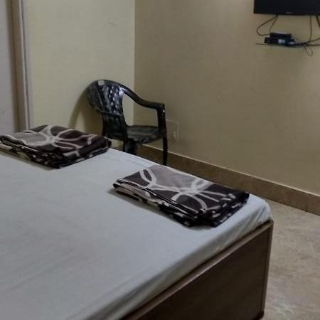 Adarsh Lodge Jamshedpur Eksteriør bilde